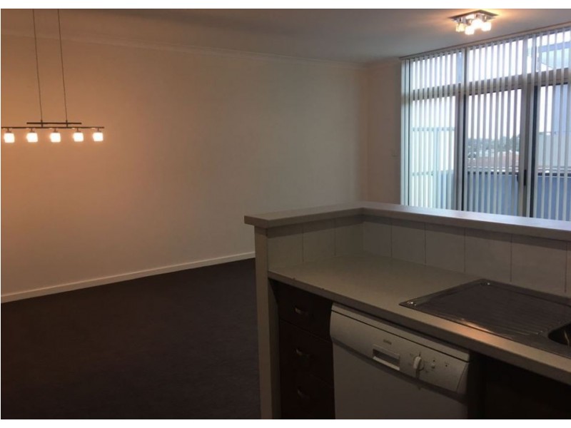 7/6 Ibera Way, Success WA 6164