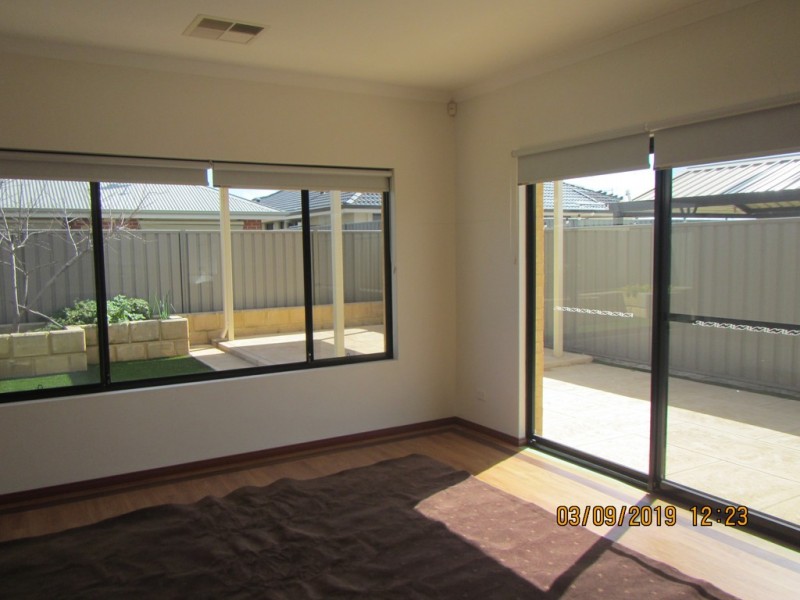Aubin Grove WA 6164