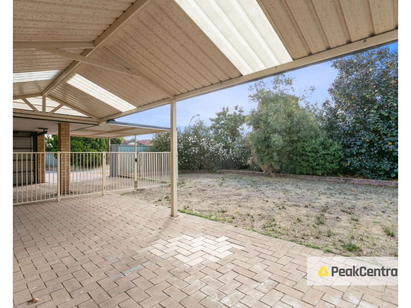 4 Tylee Cove, Atwell WA 6164