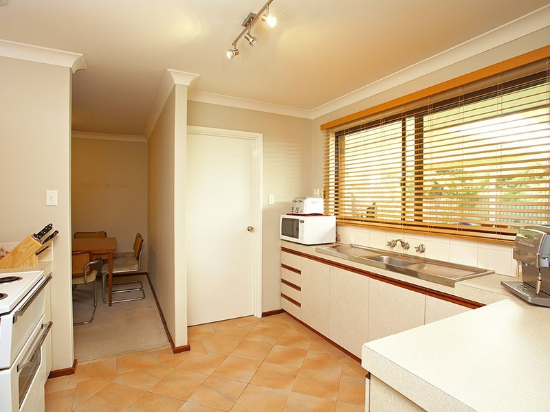 6 Stafford Court, Leeming WA 6149