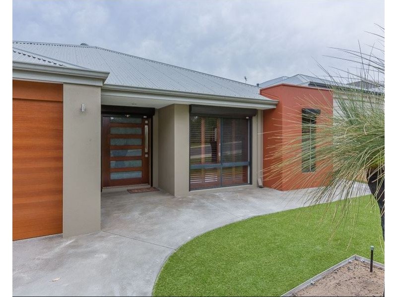 118 Beauchamp Loop, Wellard WA 6170