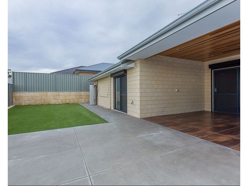 118 Beauchamp Loop, Wellard WA 6170