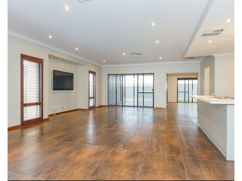 118 Beauchamp Loop, Wellard WA 6170