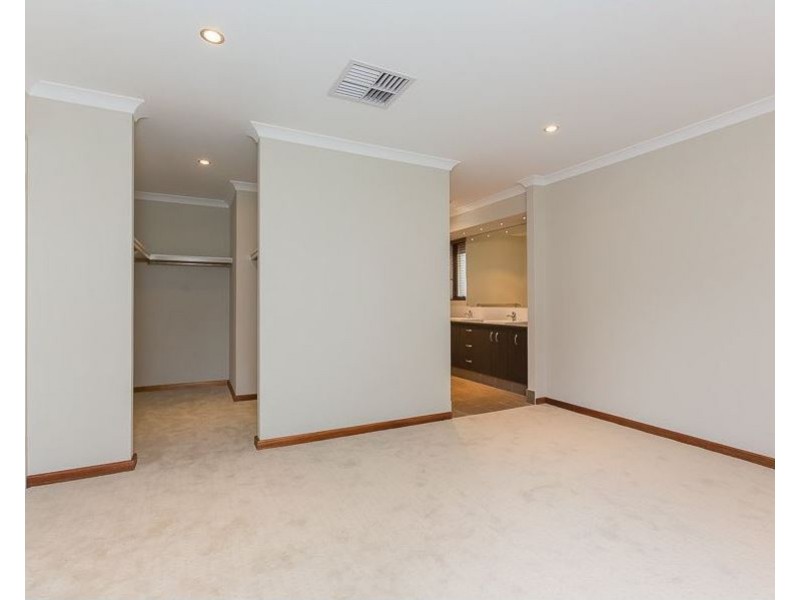 118 Beauchamp Loop, Wellard WA 6170