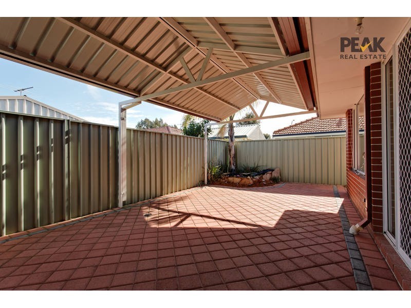 6 Dunnage Court, Atwell WA 6164