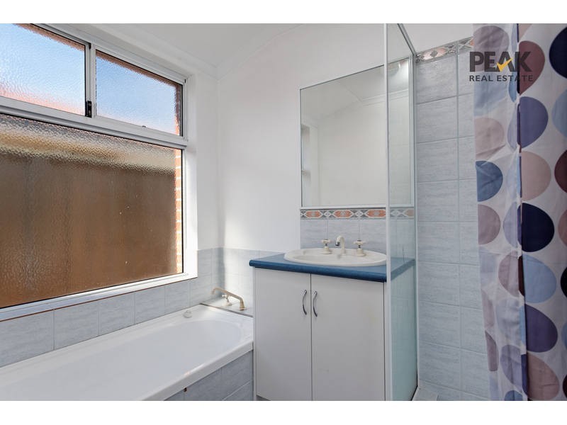 6 Dunnage Court, Atwell WA 6164