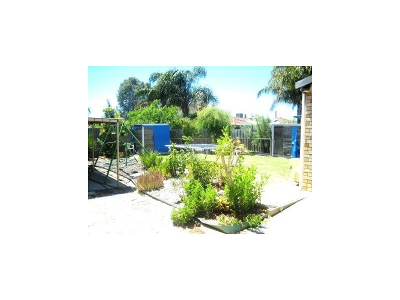 72 Balfour Street, Huntingdale WA 6110