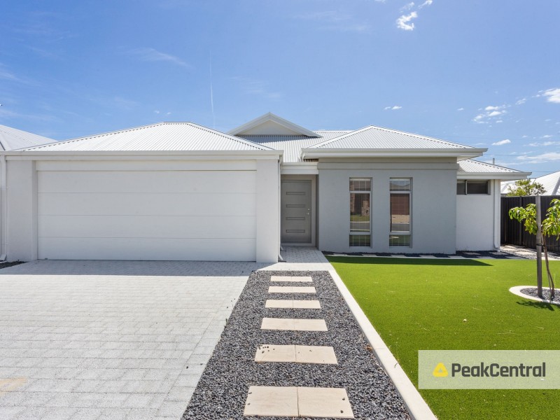 24 Escada Way, Piara Waters WA 6112