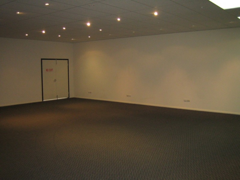 Units 1-3, 112 Cutler Road, Jandakot WA 6164