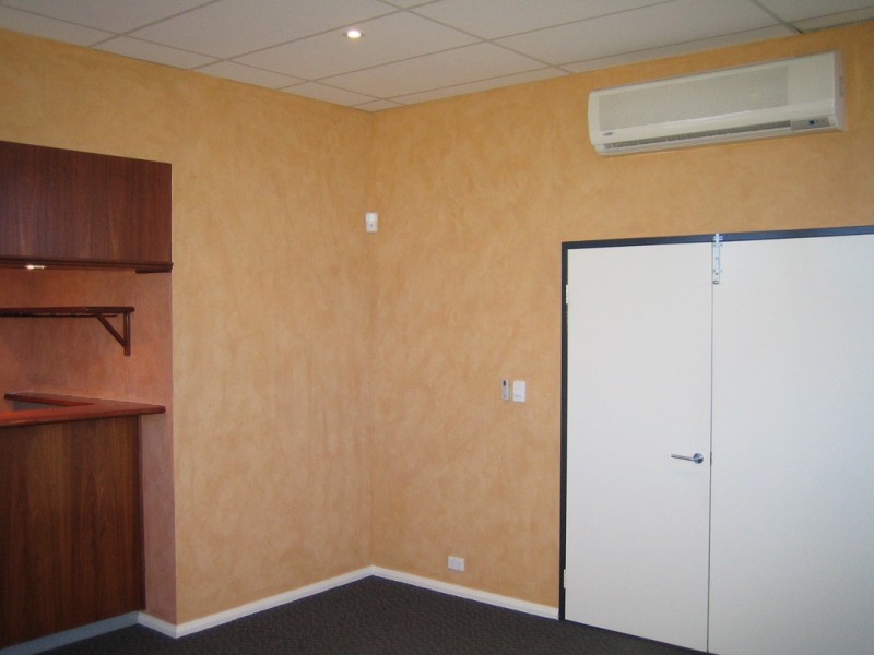 Units 1-3, 112 Cutler Road, Jandakot WA 6164