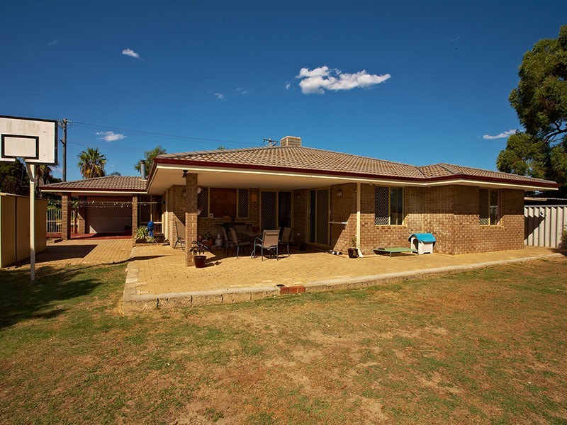 18 Norton Way, High Wycombe WA 6057