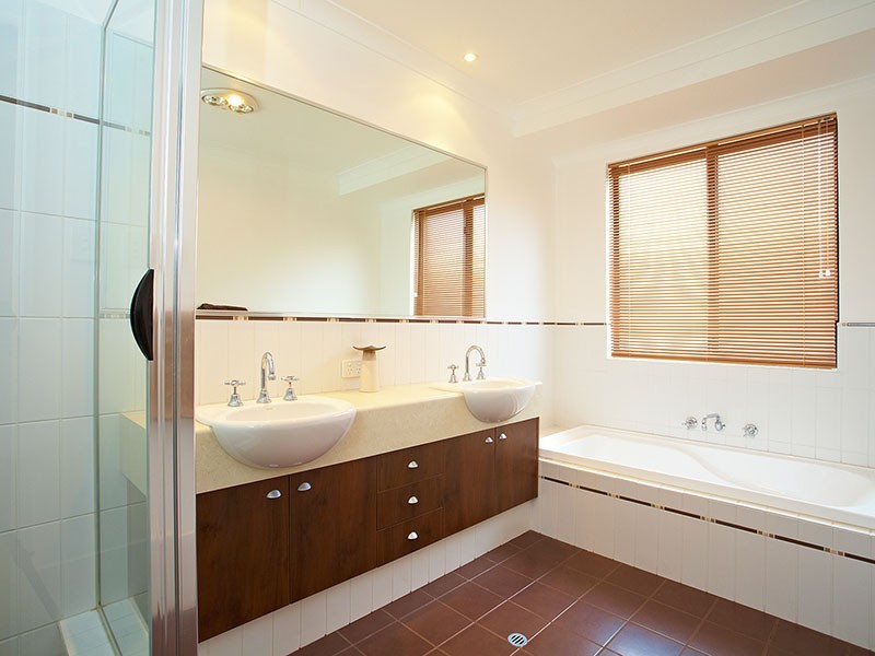 42 Pebble Bush Drive, Canning Vale WA 6155