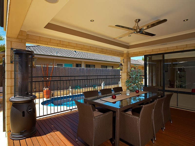 11 Callistemon Approach, Atwell WA 6164