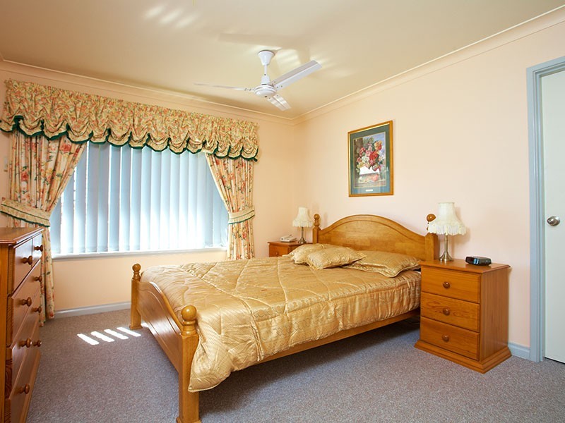 18 Tea Tree Way, Thornlie WA 6108