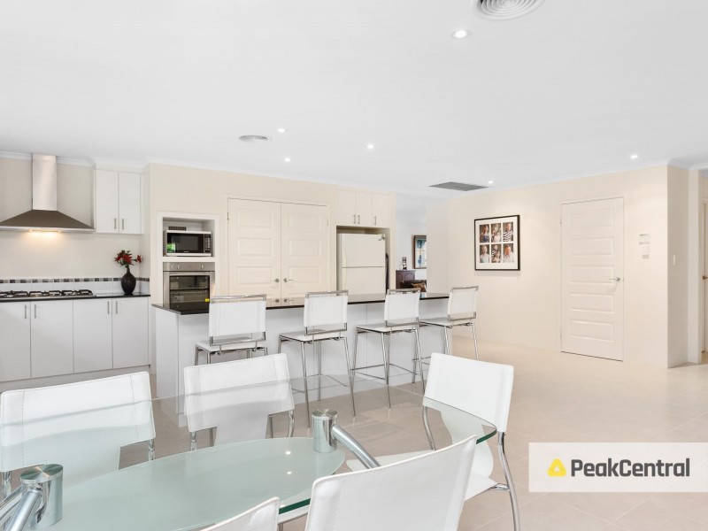 5 Correa Pass, Success WA 6164