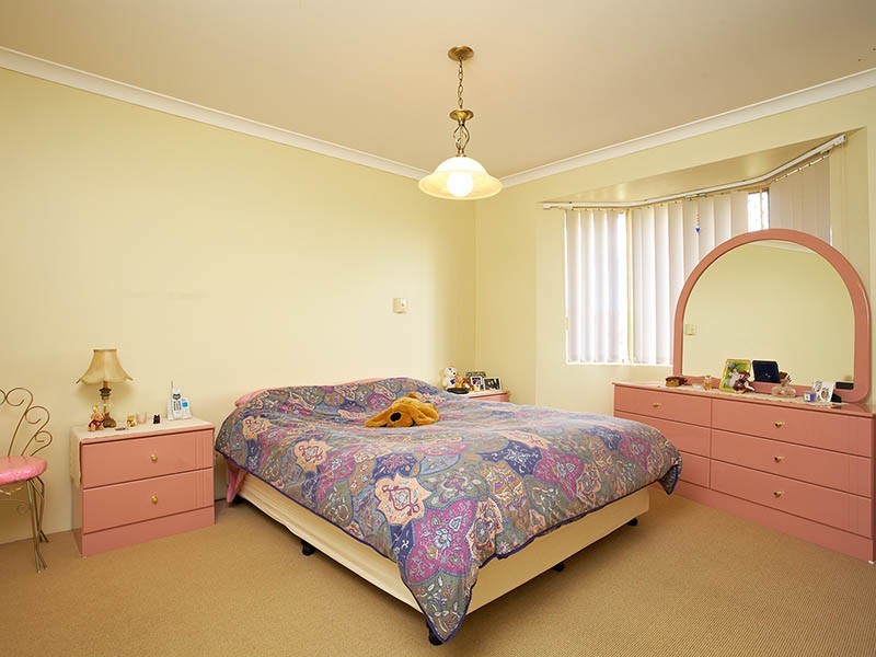 20 Tea Tree Way, Thornlie WA 6108