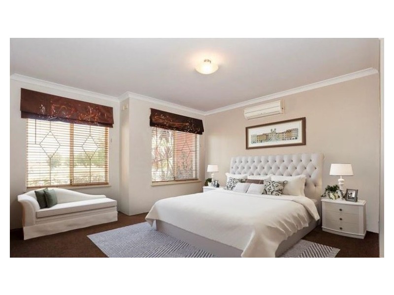 3 Makjanich Place, Success WA 6164