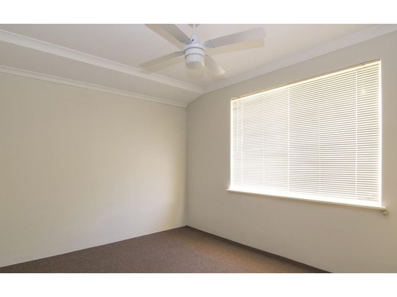 3 Makjanich Place, Success WA 6164