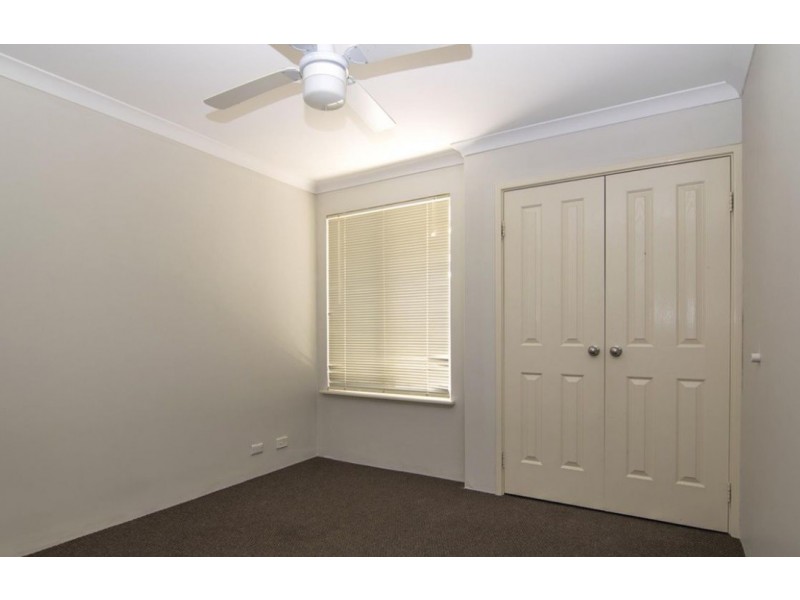 3 Makjanich Place, Success WA 6164