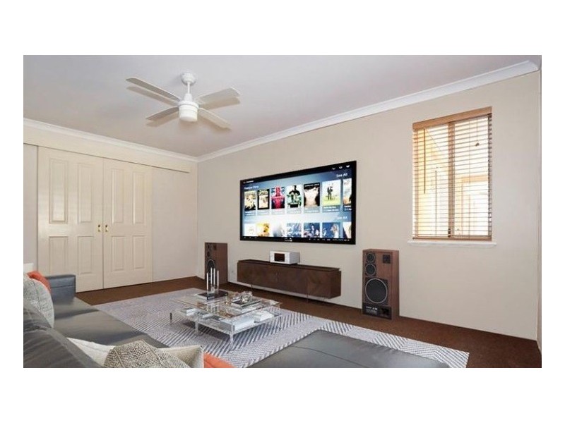 3 Makjanich Place, Success WA 6164