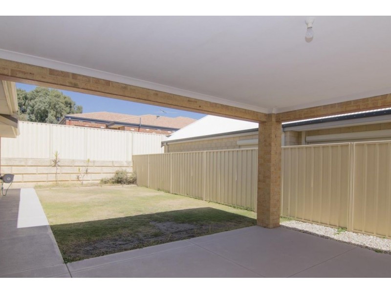 3 Makjanich Place, Success WA 6164