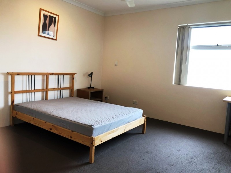 Room 1 – 41a Davies Crescent, Kardinya WA 6163