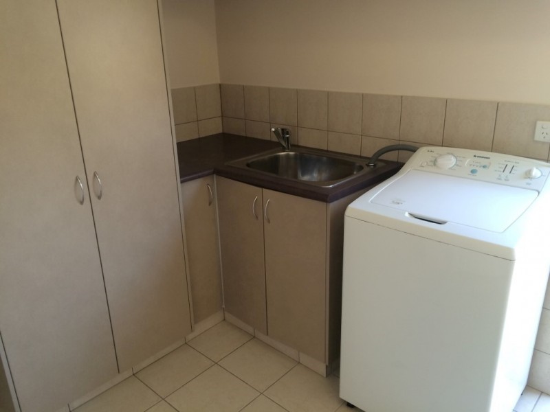 Room 1 – 41a Davies Crescent, Kardinya WA 6163