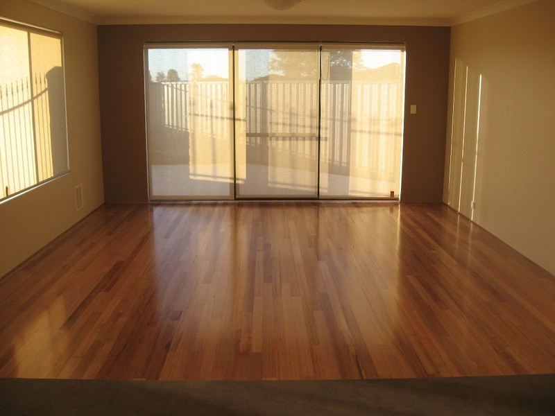 U3/26 Hourn Way, Canning Vale WA 6155