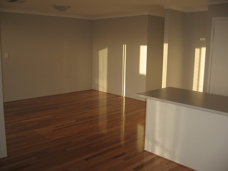 U3/26 Hourn Way, Canning Vale WA 6155