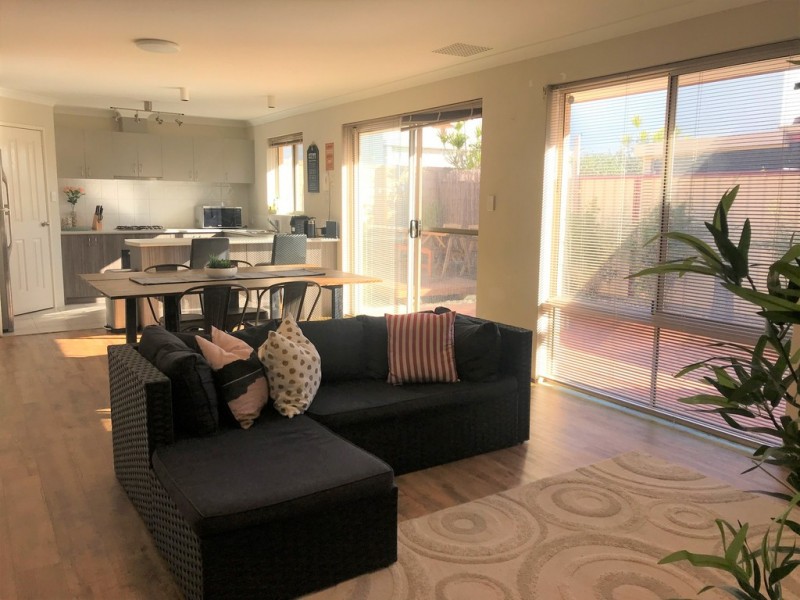 6/61 Whaleback Avenue, Parkwood WA 6147