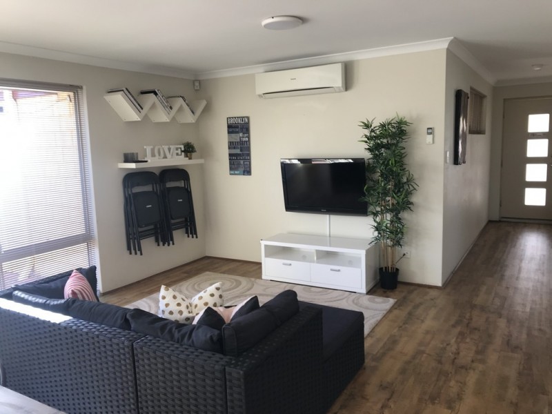 6/61 Whaleback Avenue, Parkwood WA 6147