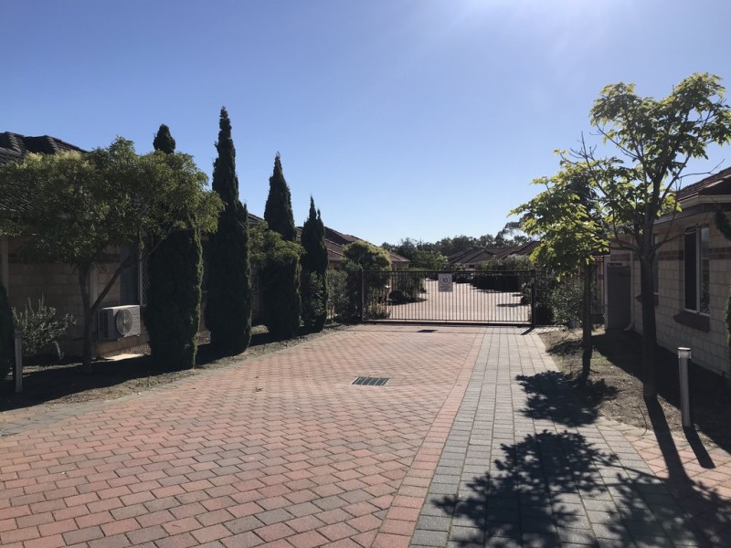 6/61 Whaleback Avenue, Parkwood WA 6147