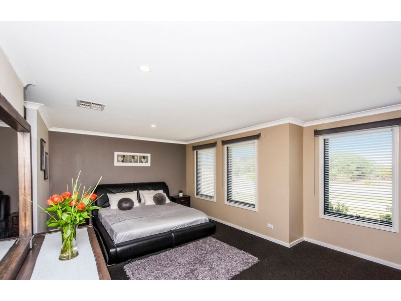 120 Holmes Street, Southern River WA 6110