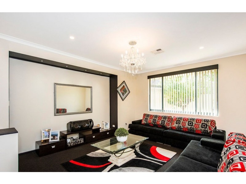 120 Holmes Street, Southern River WA 6110