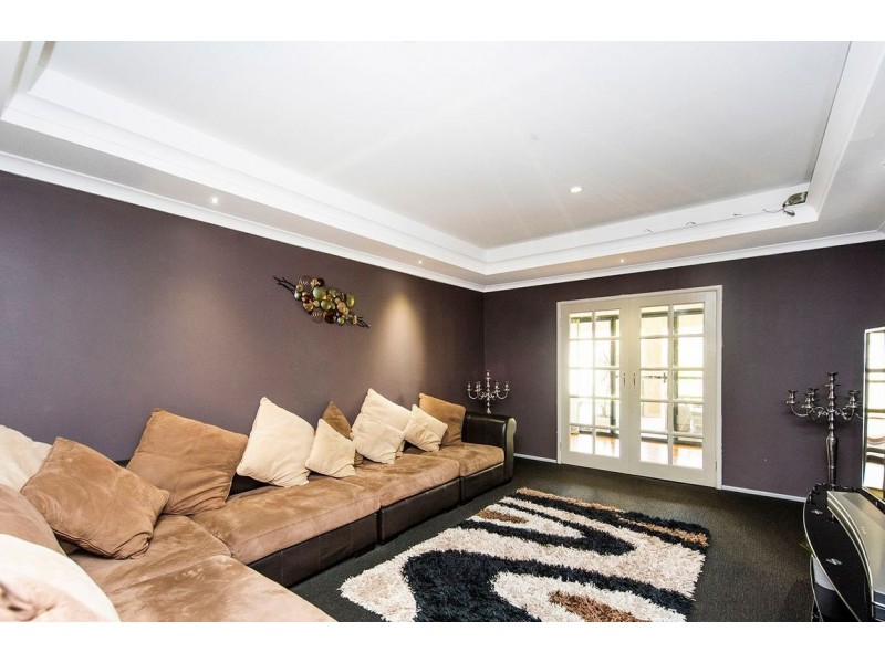 120 Holmes Street, Southern River WA 6110