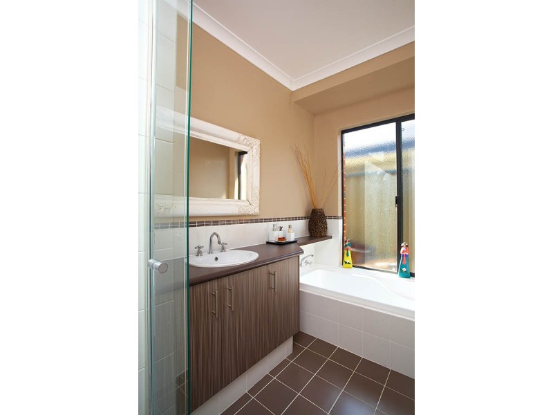 9 Grampians Crescent, Aubin Grove WA 6164