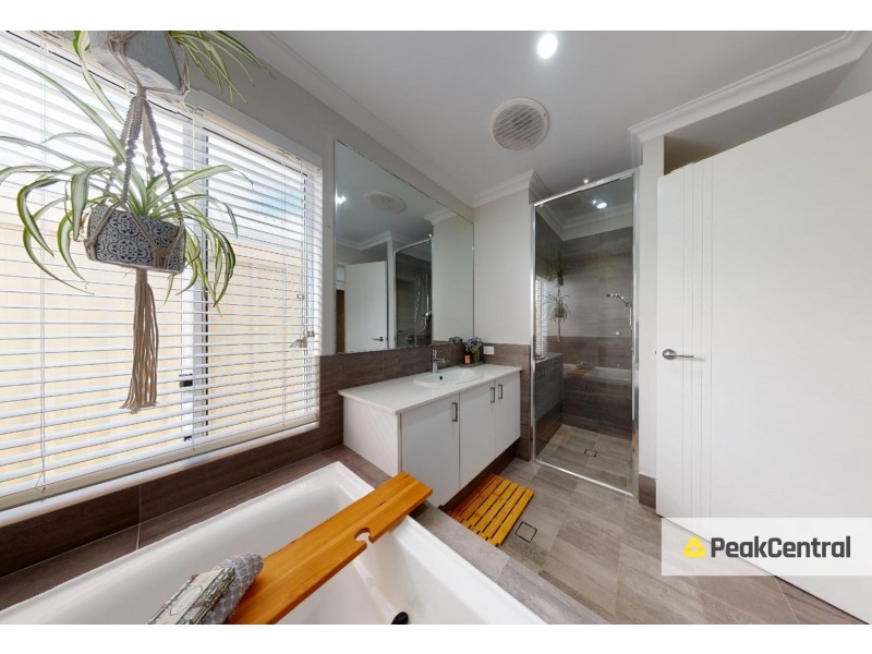 14 Starflower Grove, Beeliar WA 6164