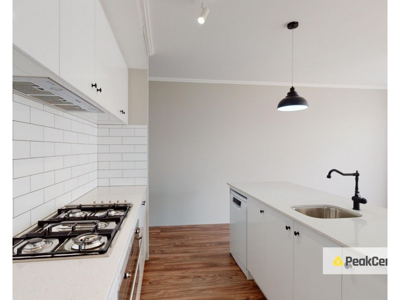 19 Scout Turn, North Coogee WA 6163