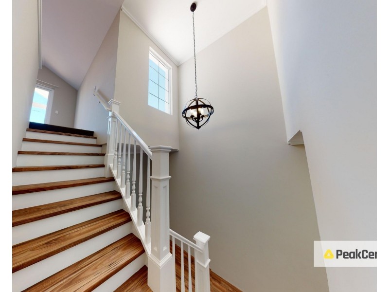 19 Scout Turn, North Coogee WA 6163