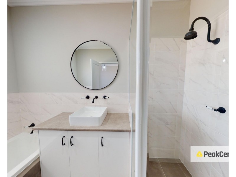 19 Scout Turn, North Coogee WA 6163