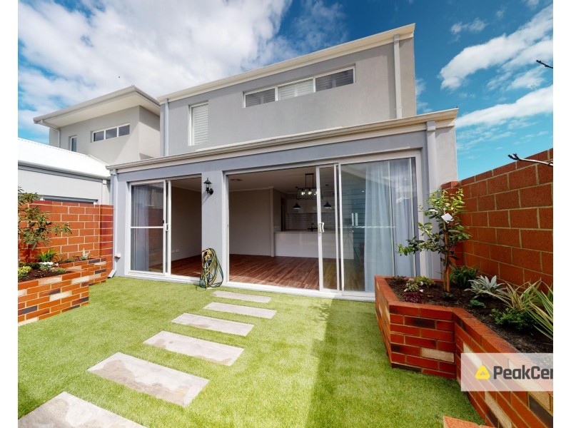 19 Scout Turn, North Coogee WA 6163