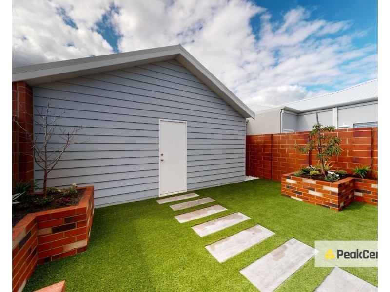 19 Scout Turn, North Coogee WA 6163