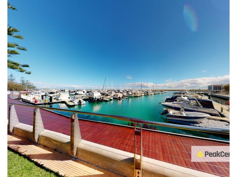 19 Scout Turn, North Coogee WA 6163