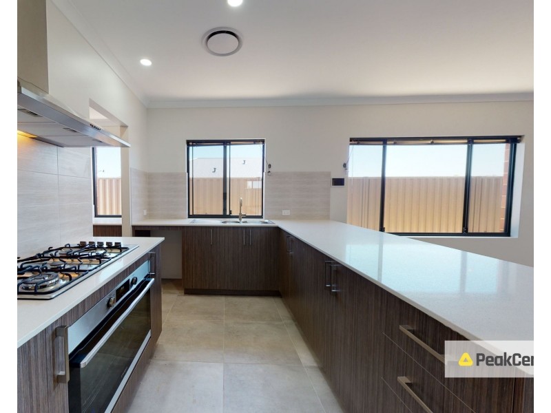 4 Worthington Circuit, Wellard WA 6170