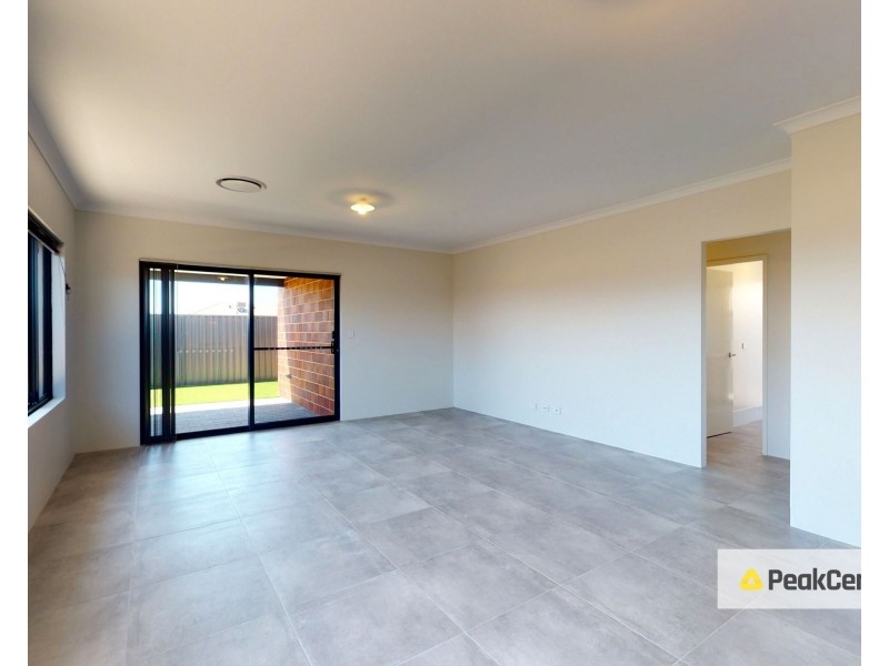 4 Worthington Circuit, Wellard WA 6170
