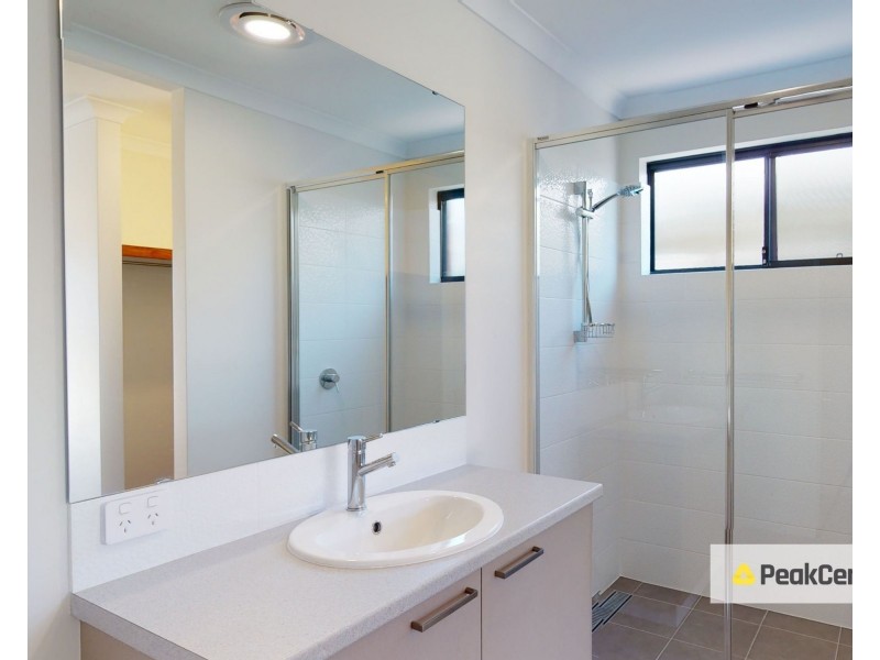 4 Worthington Circuit, Wellard WA 6170