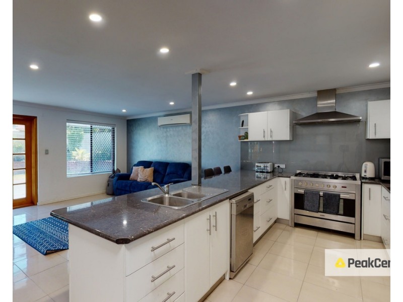 57 South Lake Drive, South Lake WA 6164