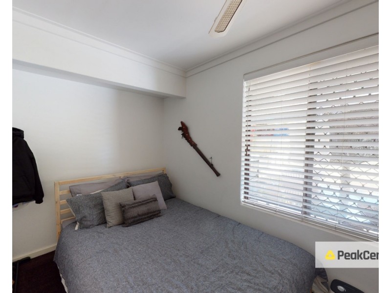 57 South Lake Drive, South Lake WA 6164