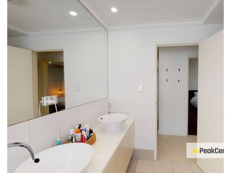 57 South Lake Drive, South Lake WA 6164