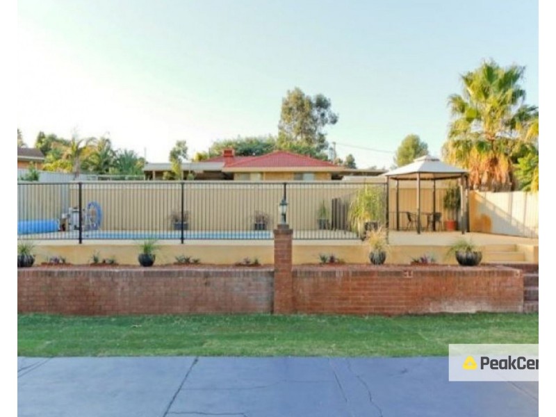 57 South Lake Drive, South Lake WA 6164